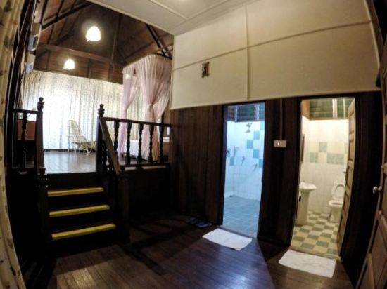 Bilit Rainforest Lodge