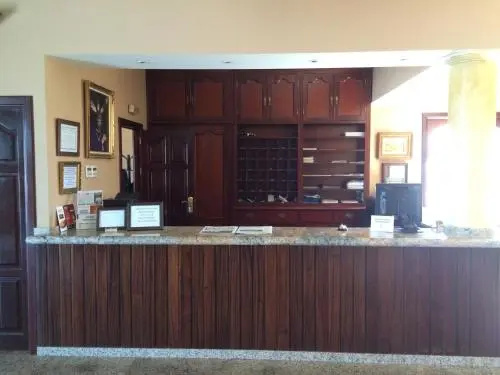 Lobby & Reception