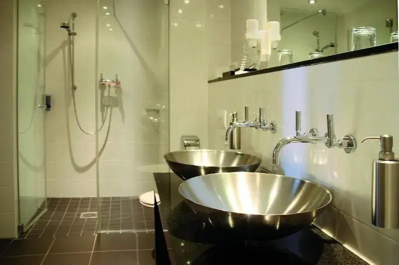 Двухместный люкс двуспальная кровать в Schiller5 Hotel & Boardinghouse