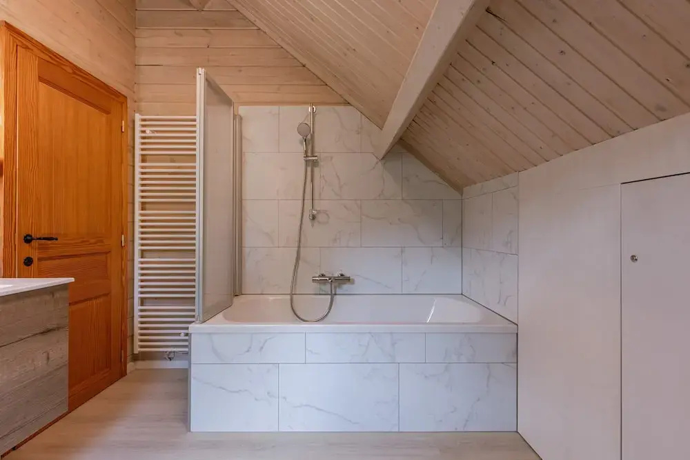 Huswell - Tranquil Retreat Cozy Chalet in the Heart of Urse - фото 9