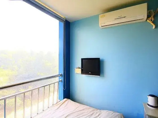 Image 4
