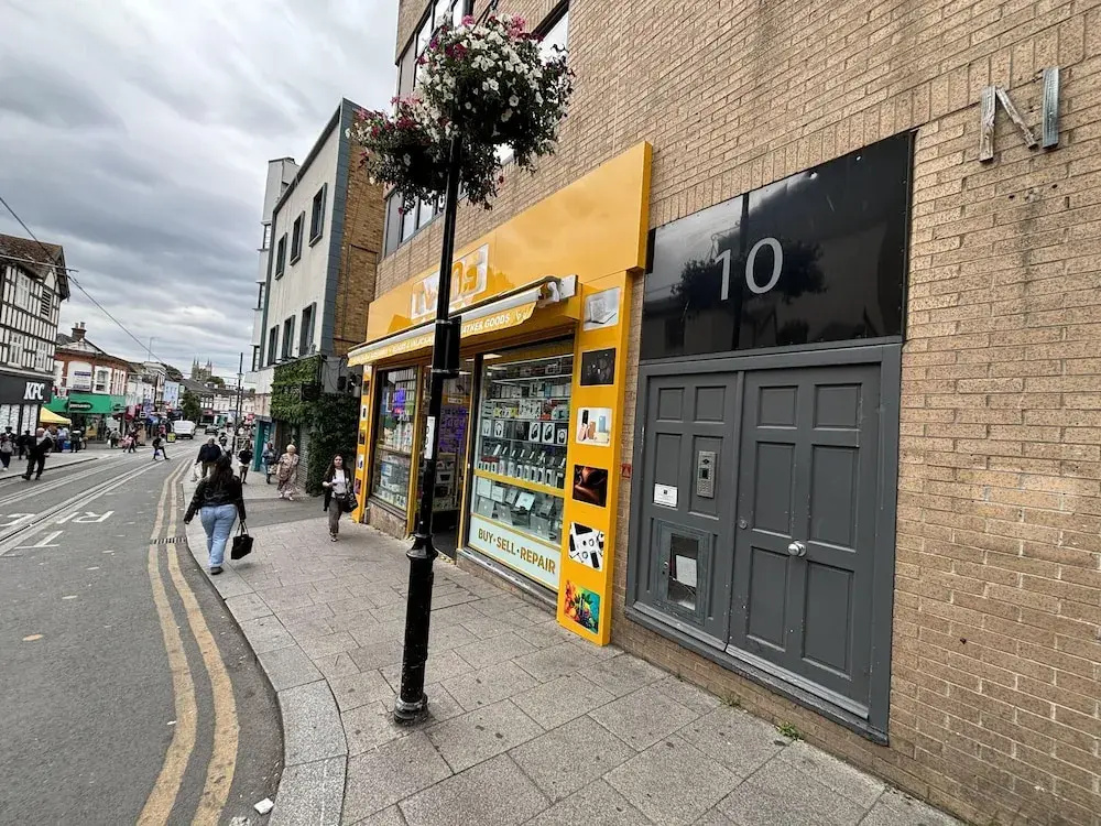 Sleeps 2 Studio -central Croydon London -wifi & Tv