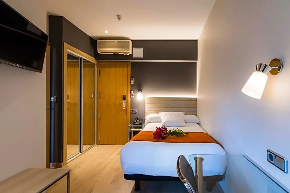 Hotel Avenida Coruña - Chambres