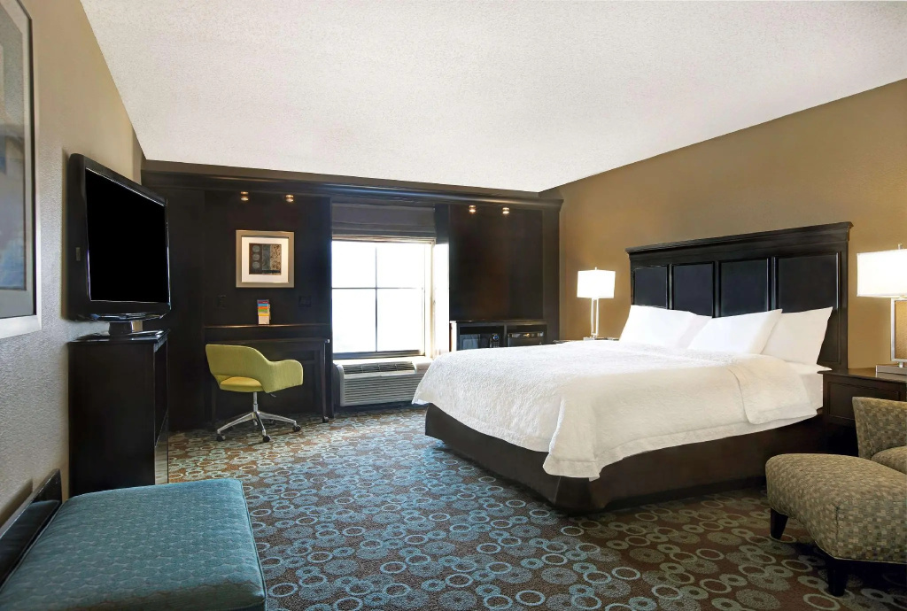 Standard Double room beachfront (full double bed)