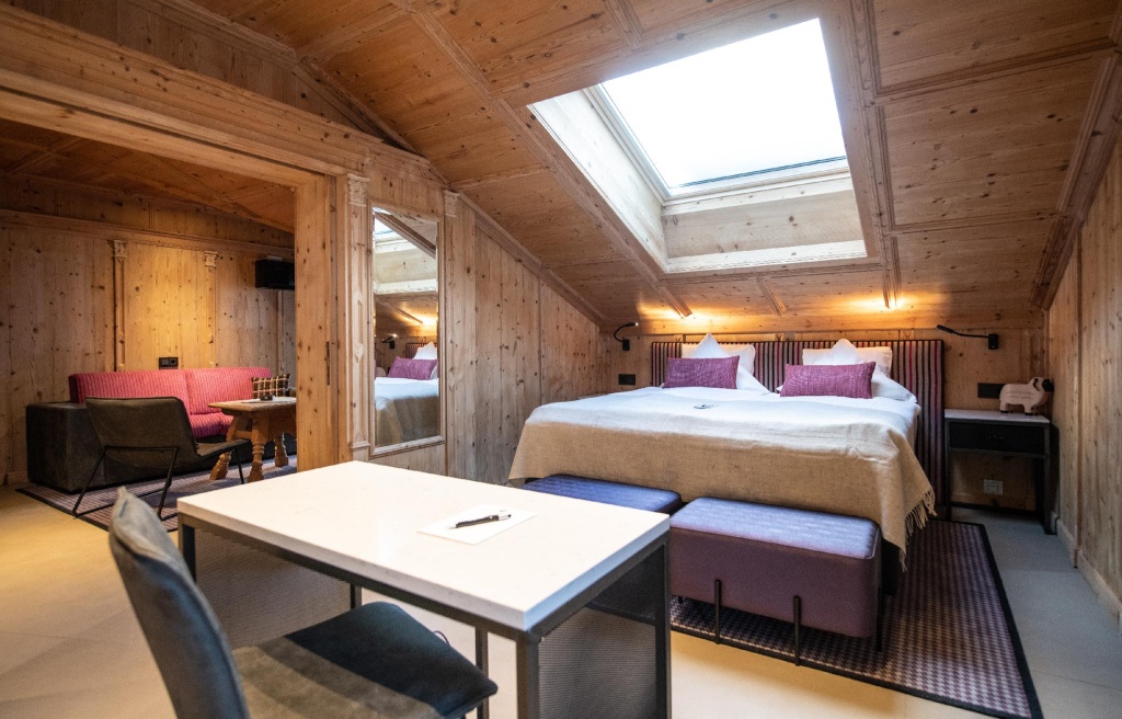 (1)Suite at Tradition Julen Hotel in Zermatt