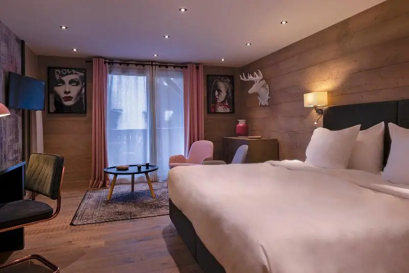 Quadruple Junior Suite