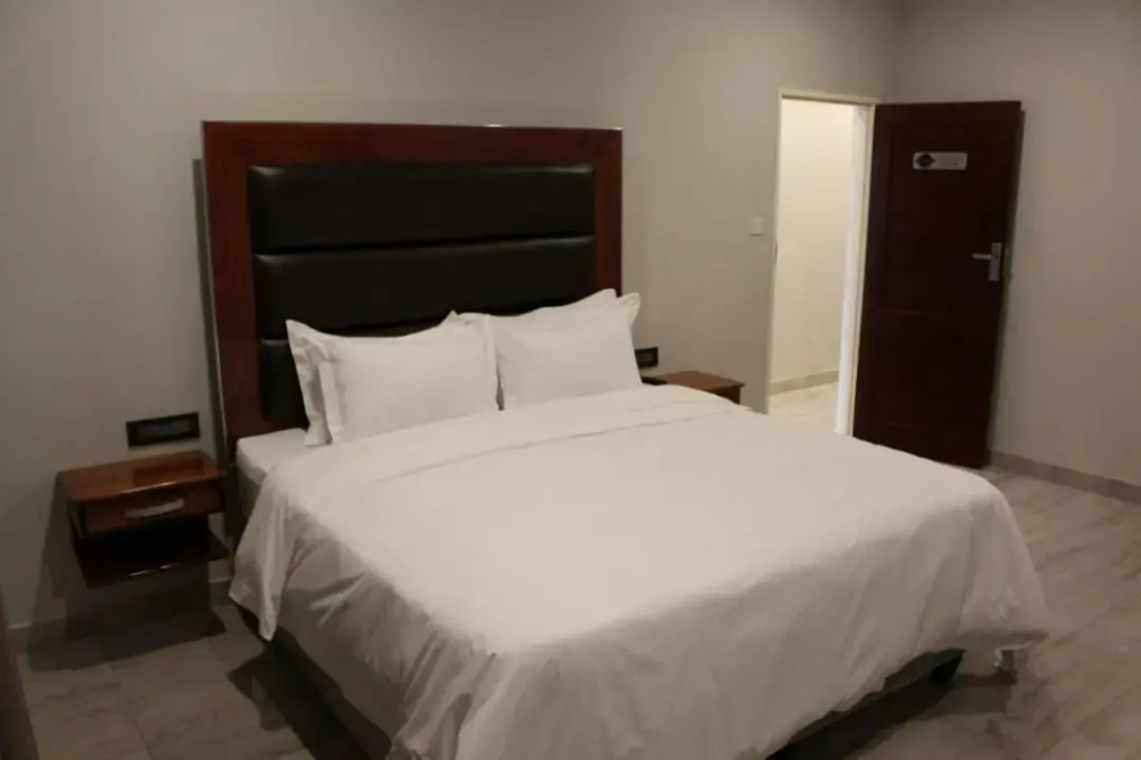 A pristine BB located in Belvedere Harare - 2010