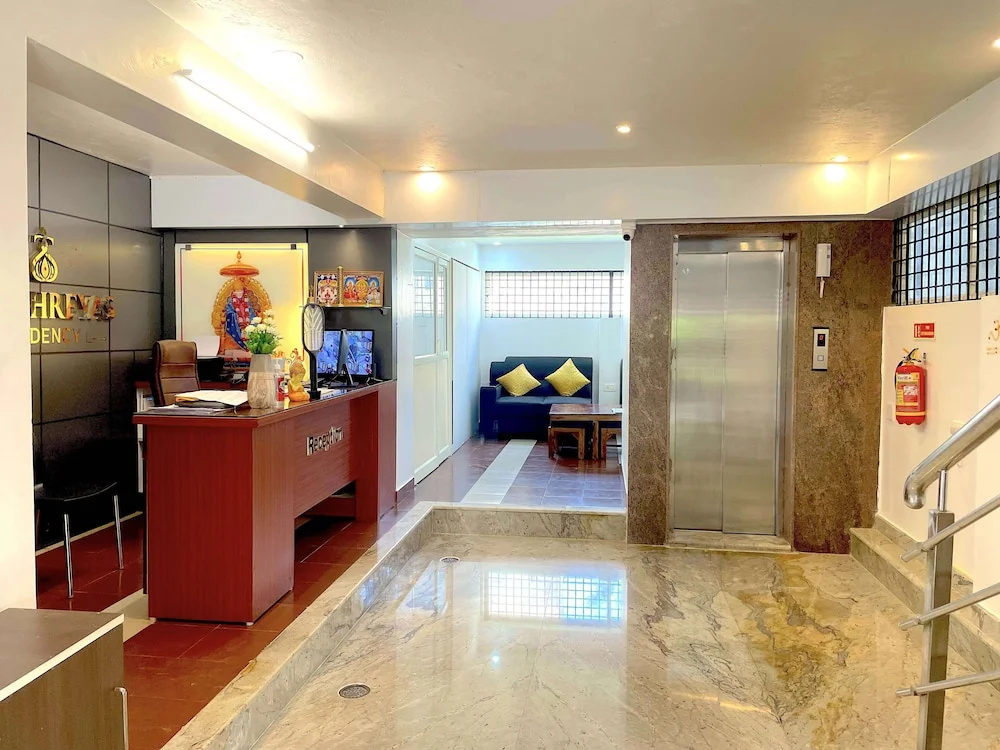 Hotel photo 12
