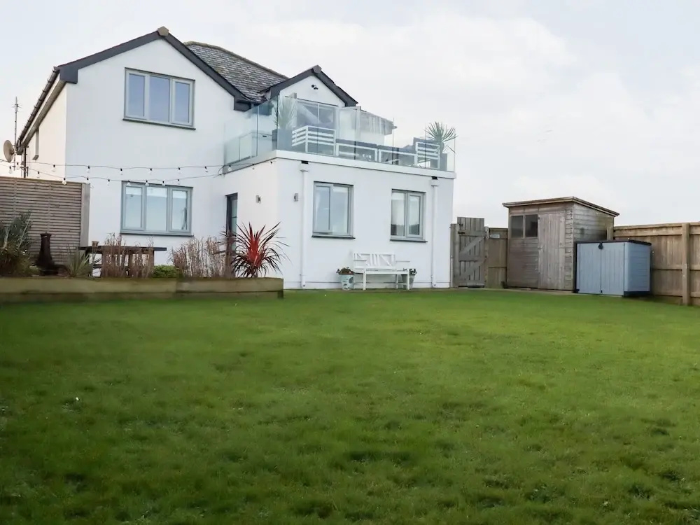 Sea View House