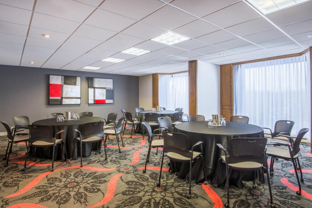 Hôtel Chateauneuf Gatineau—Ottawa - фото 13