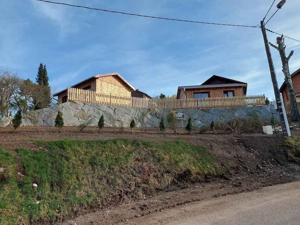 Voir la photo 1 — 2 Chalets for 4 People