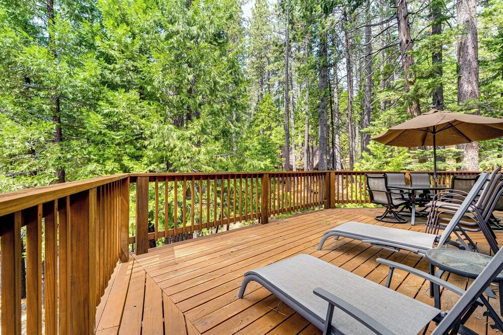 Blue Lake Mountain Retreat w/ Lake & Pool Access