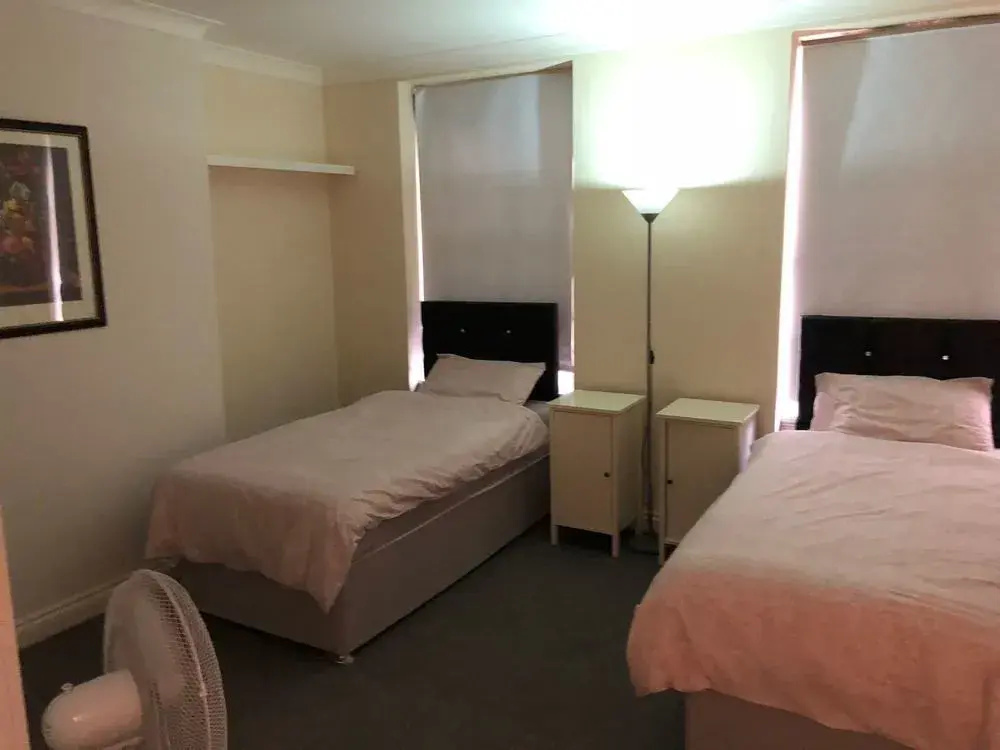 Seymour Place Apartment