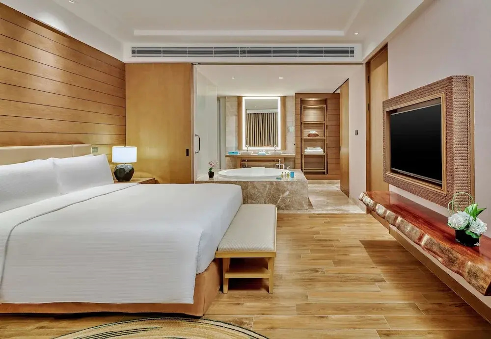 Premium Suite with balcony and with sea view