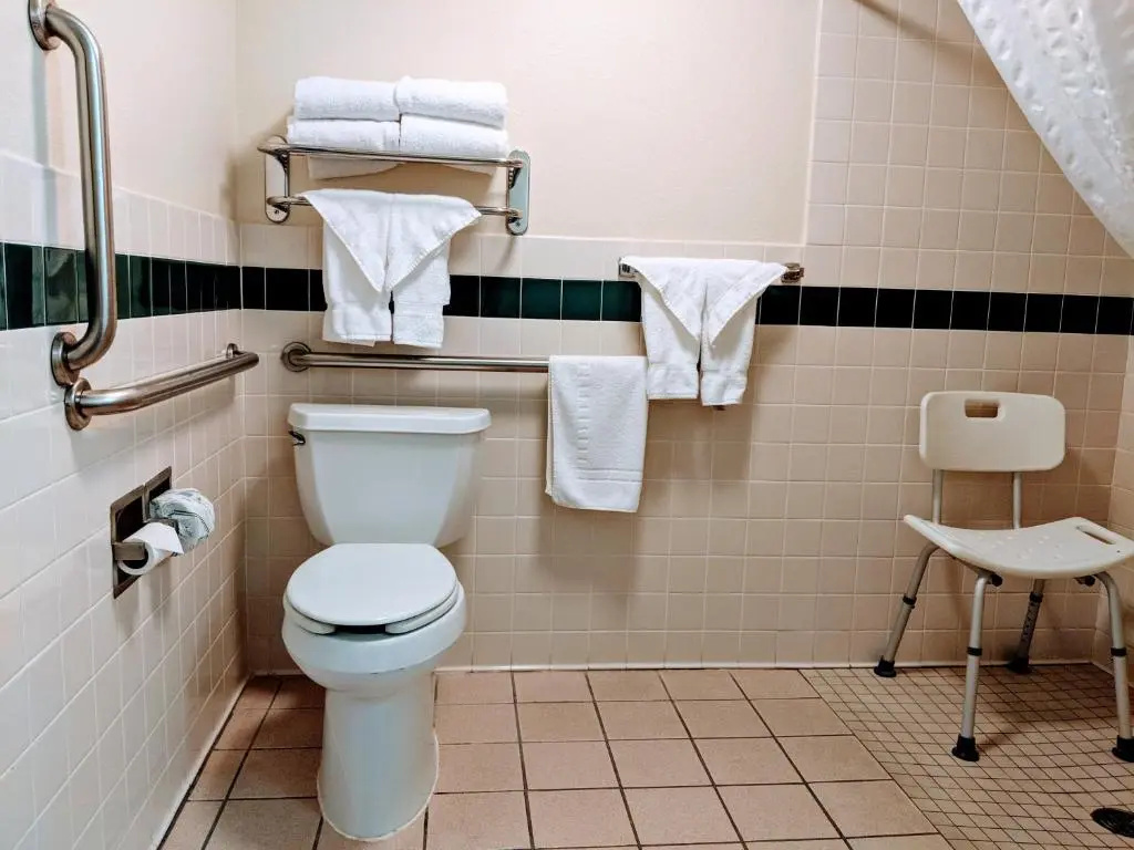 AmericInn by Wyndham Grand Forks - Chambres