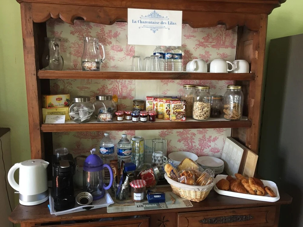 Food & Beverage