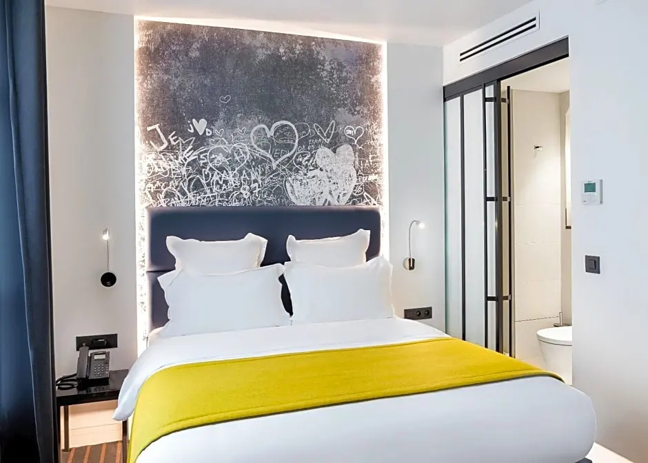 Hôtel Scarlett 82
