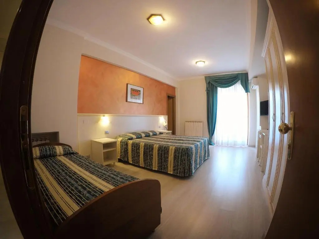 Hotel Ristorante La Ripa - Chambres