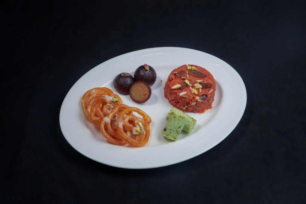 Four Points by Sheraton Vadodara - фото 14