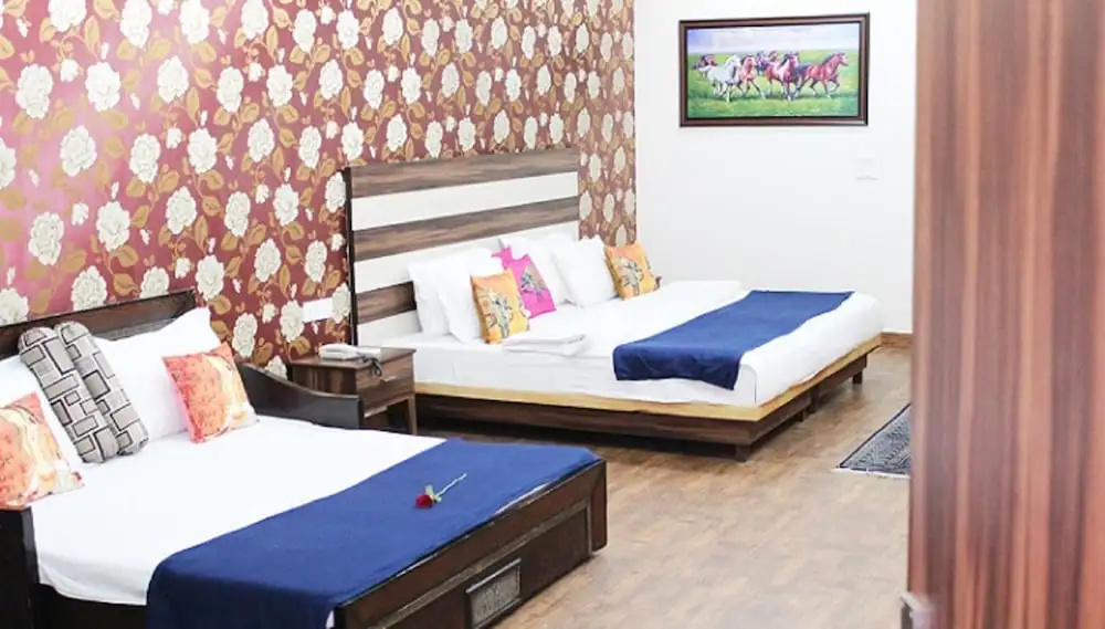 Adhunik Hotel Neemrana - Général