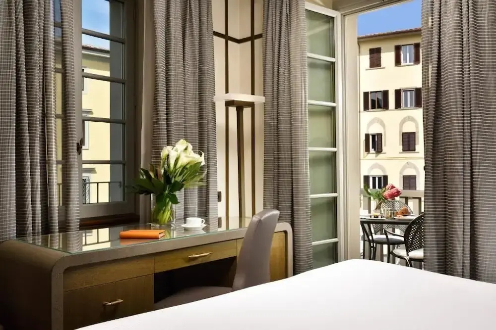 Superior Double room with balcony (full double bed)