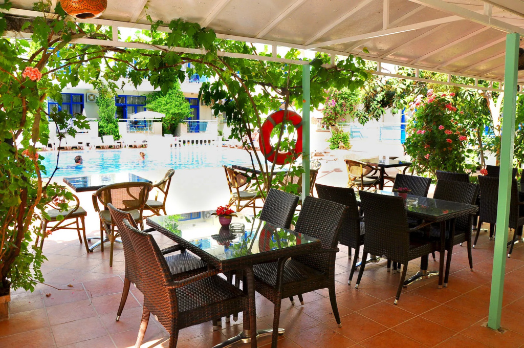 Hotel photo 13