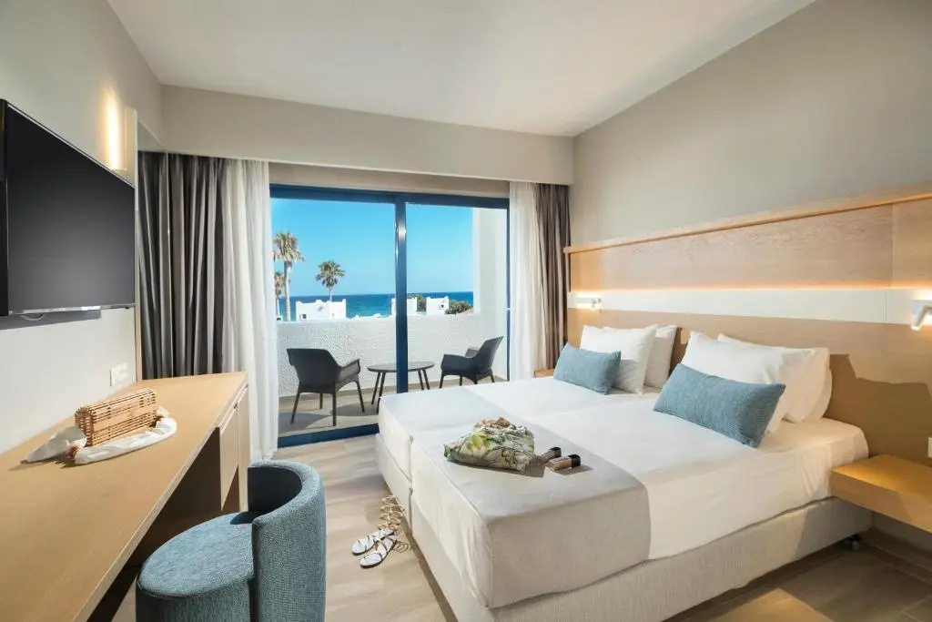 Standard Double room with sea view (twin beds)