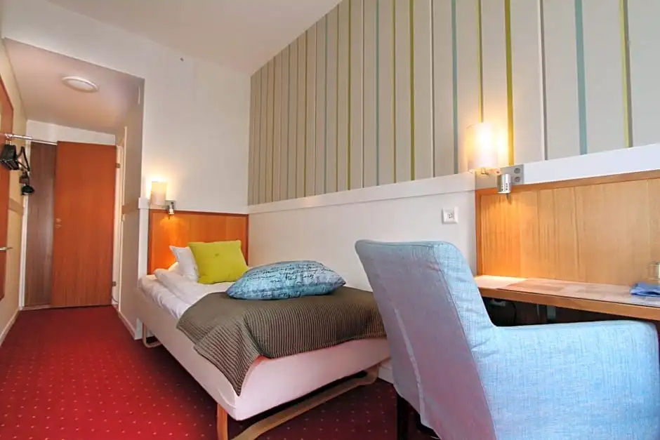 Home Hotel Post - Chambres