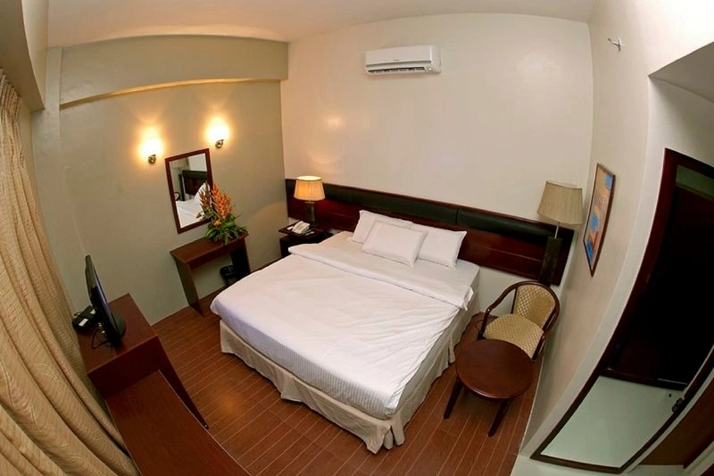Standard Double room (full double bed)