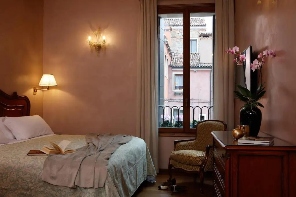 Hotel Bisanzio Room Type - Superior Suite Hotel Bisanzio Room Type - Superior Suite