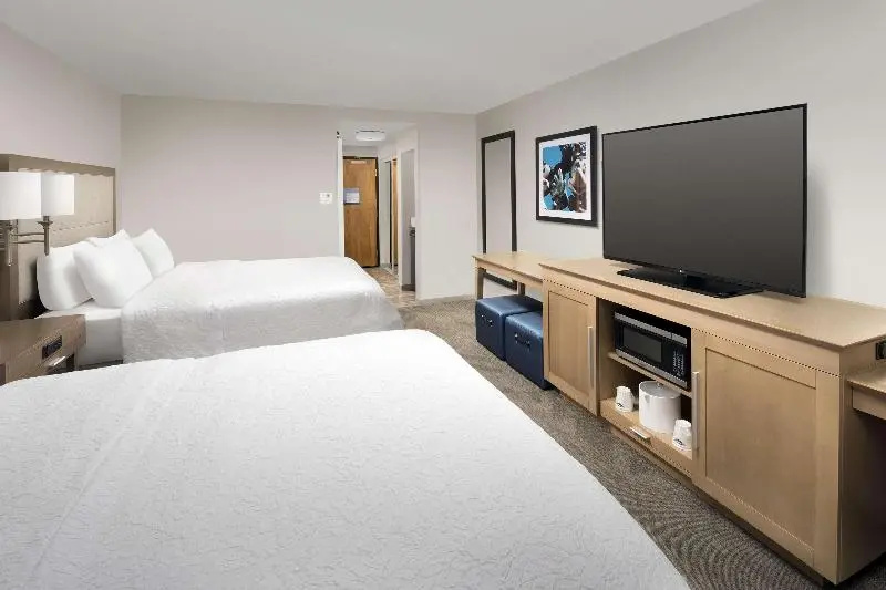 Hampton Inn & Suites Anaheim Garden Grove - Chambres