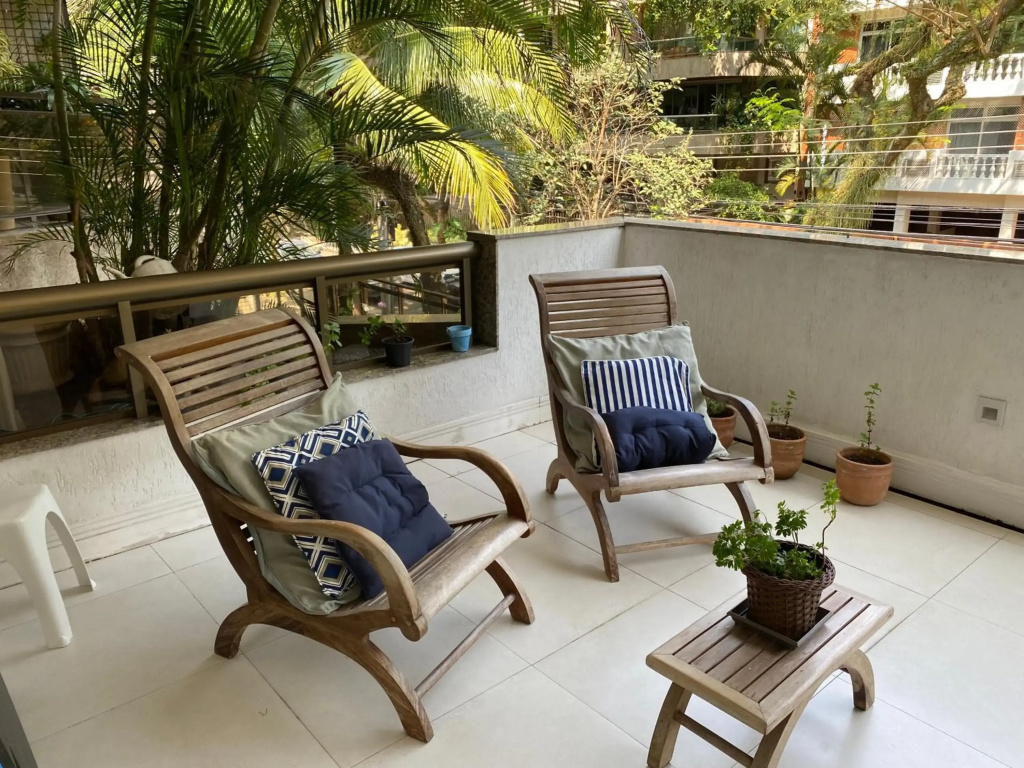 Lindo apartamento, próximo a praia e metro