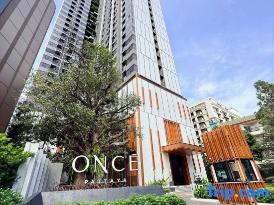 Luxury Room Pattaya with Scenic Rooftop Pool near Terminal 21