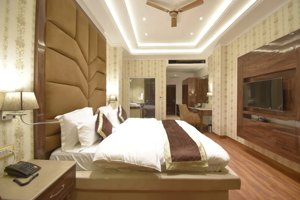 Superior room