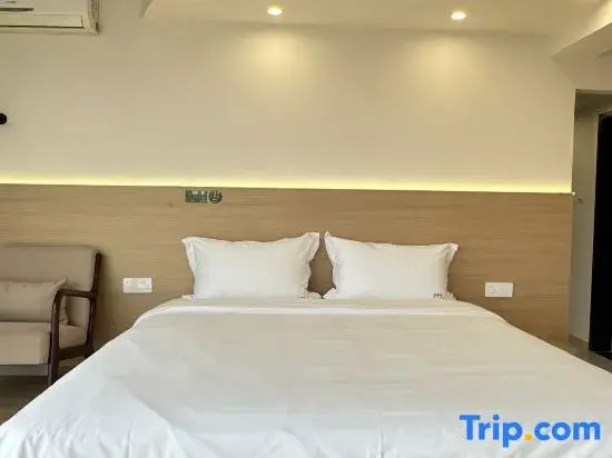 Standard Double room with river view (twin beds)