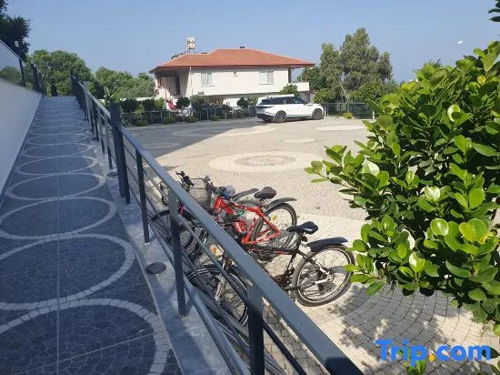 Dreamy luxury duplex villa with a special view and 300 meters of private garden