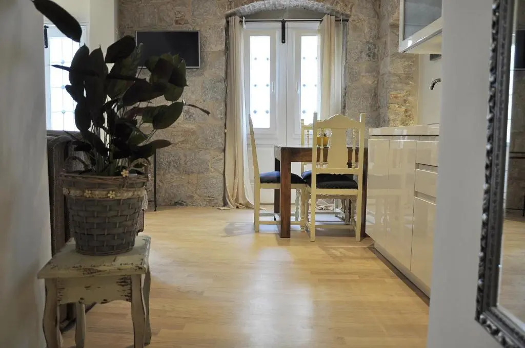 Standard Triple Studio full double bed