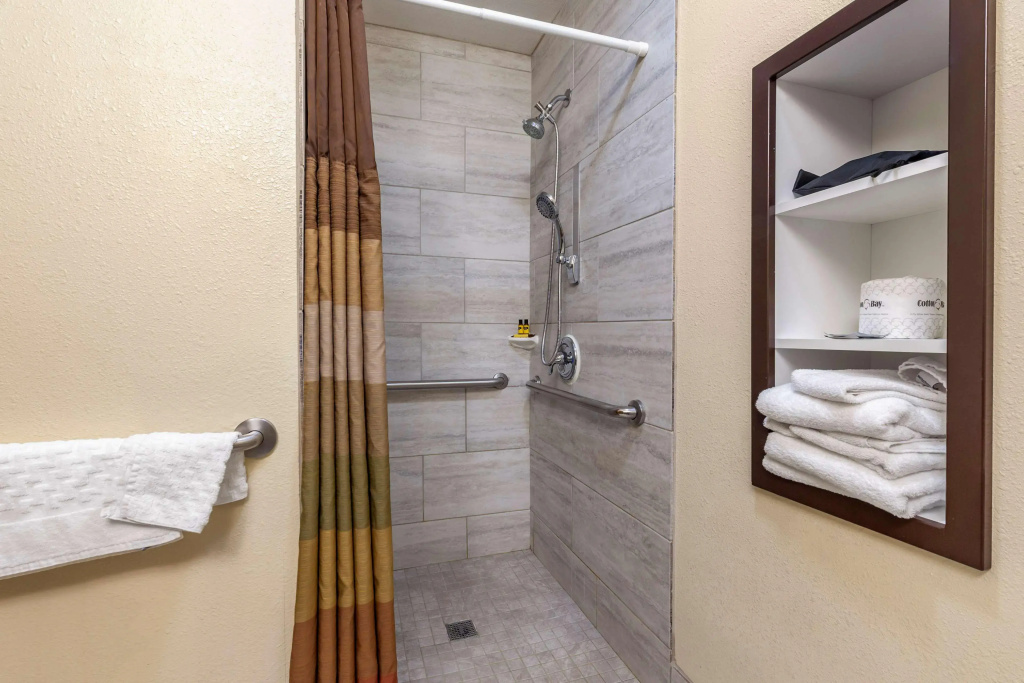 Best Western Plus Sparta Trail Lodge - Général