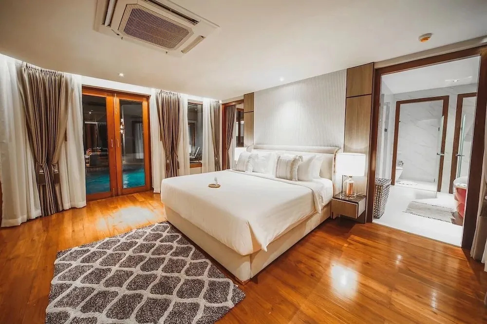 3 Bedrooms Family Villa with balcony
