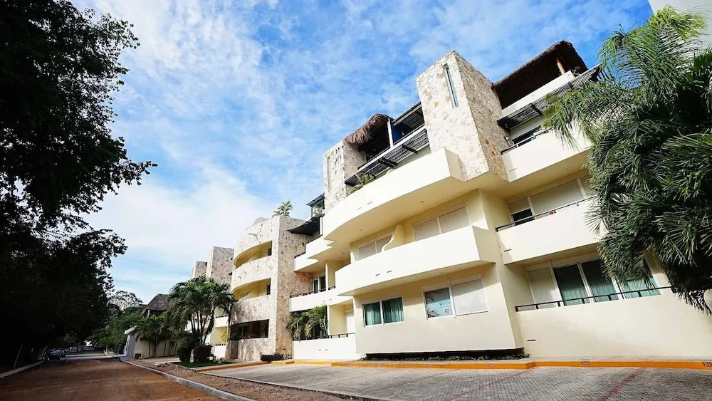 Meridian 207 2 Bedroom Condo by RedAwning