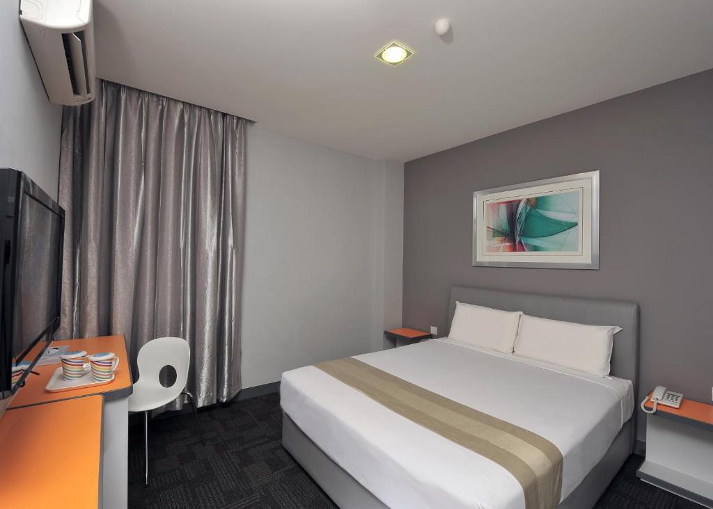 U Pac Hotel
