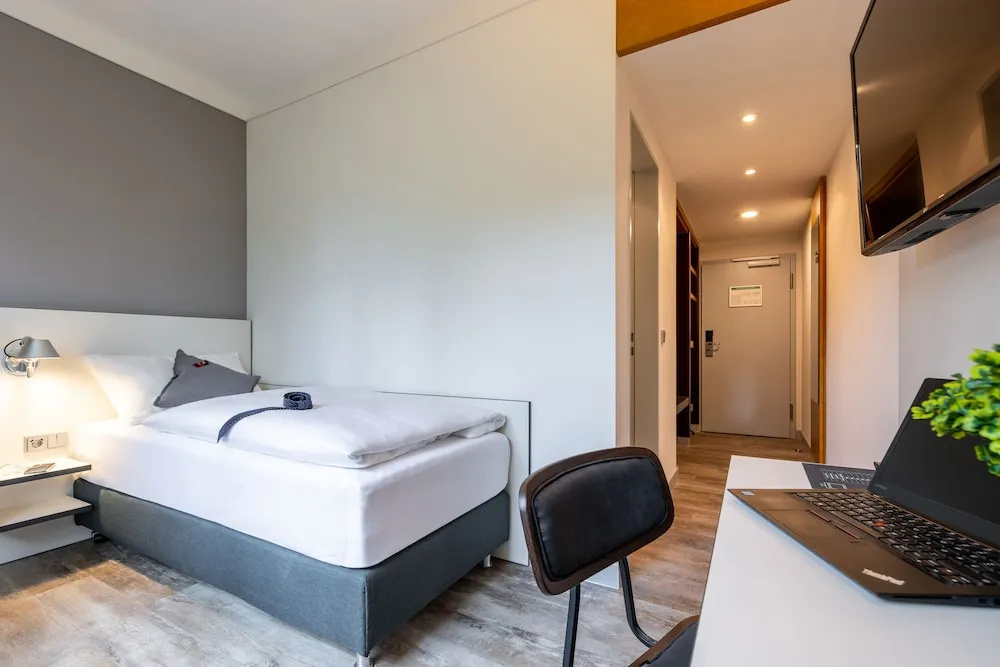 Coffee Fellows Hotel Leipheim Süd - Chambres
