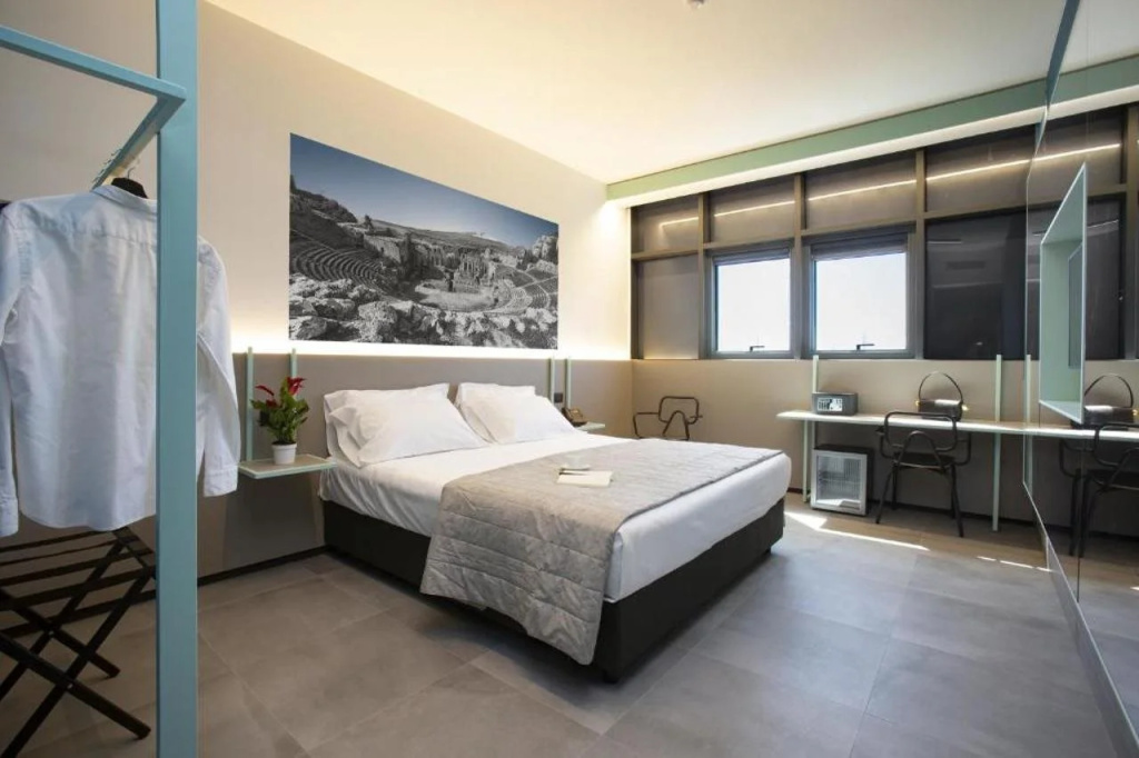 Cubik Inn — 2