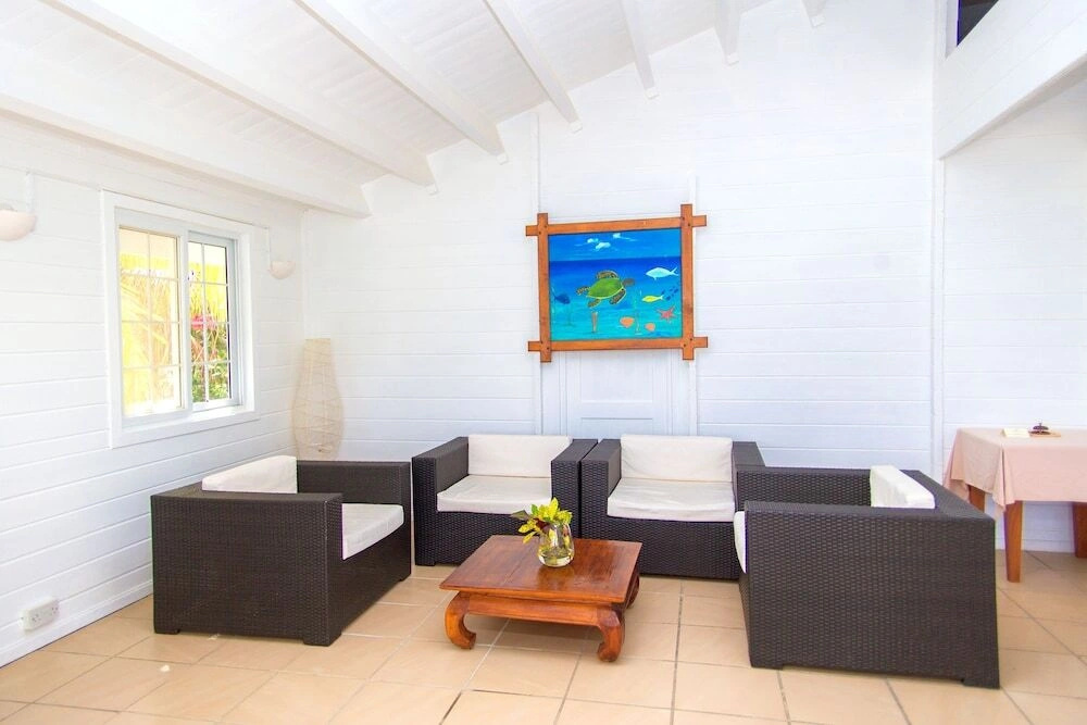 David's Beach Hotel