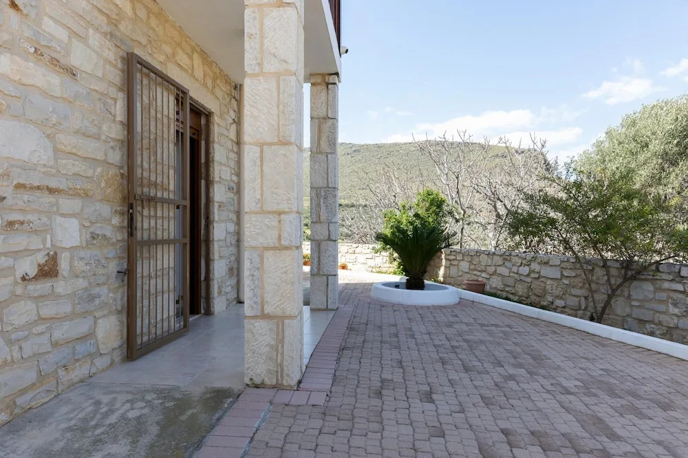 Sunstone Villa Mountainview — 3