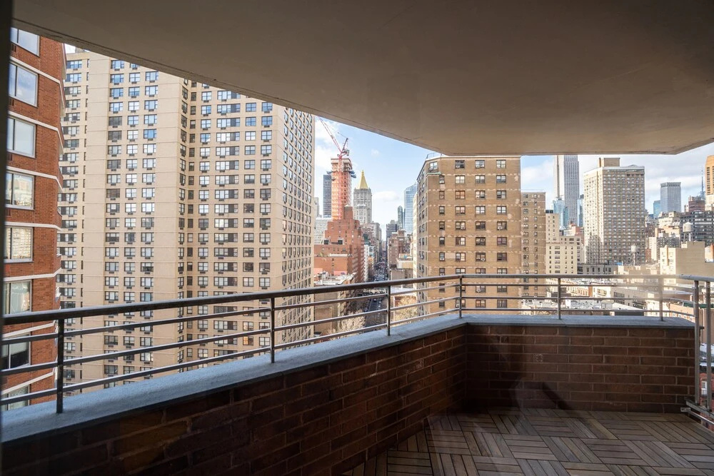 2ND Ave Apartments 30 Day Rentals