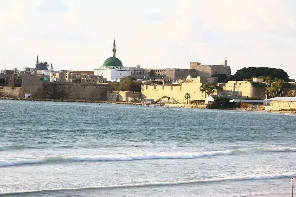 Beach & Waterfront