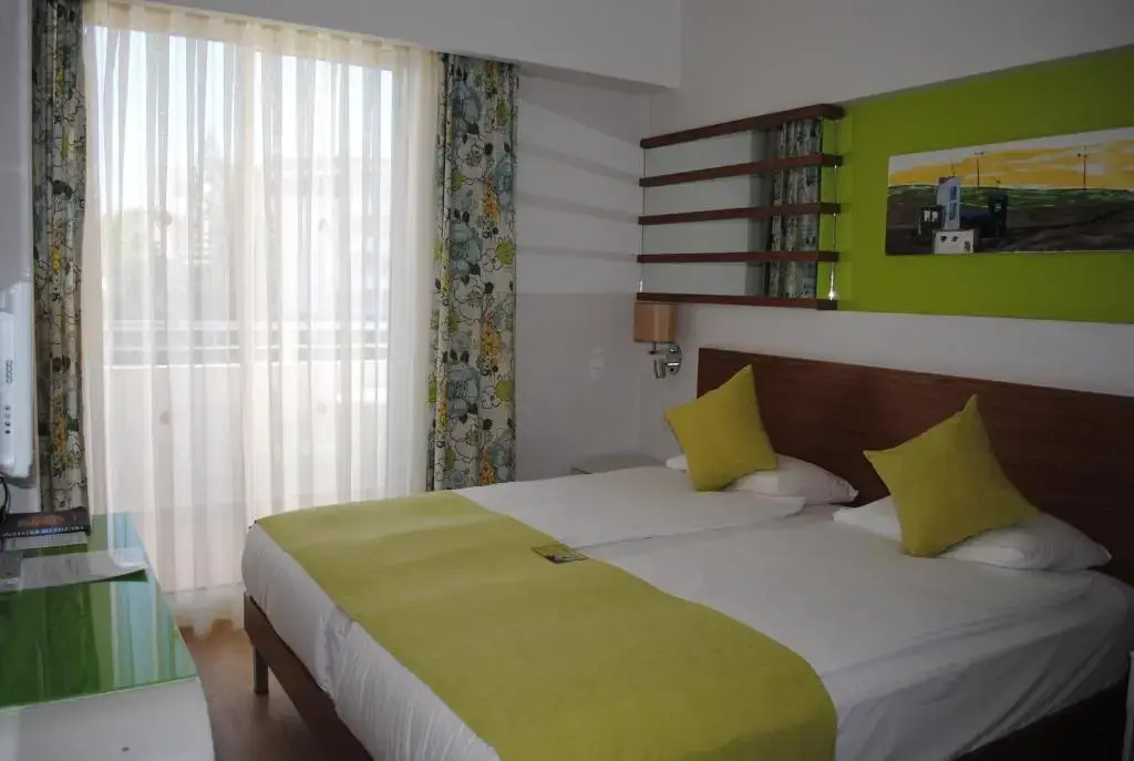 Standard Double room (twin beds)