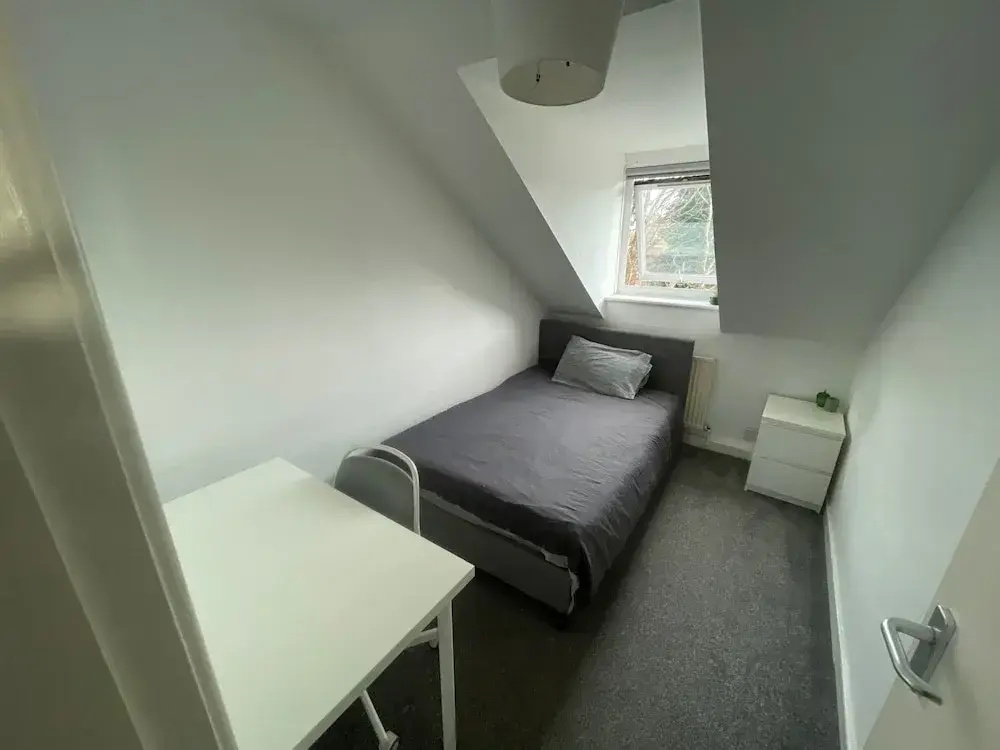 Stylish Two Bedroom Apartment in Leeds