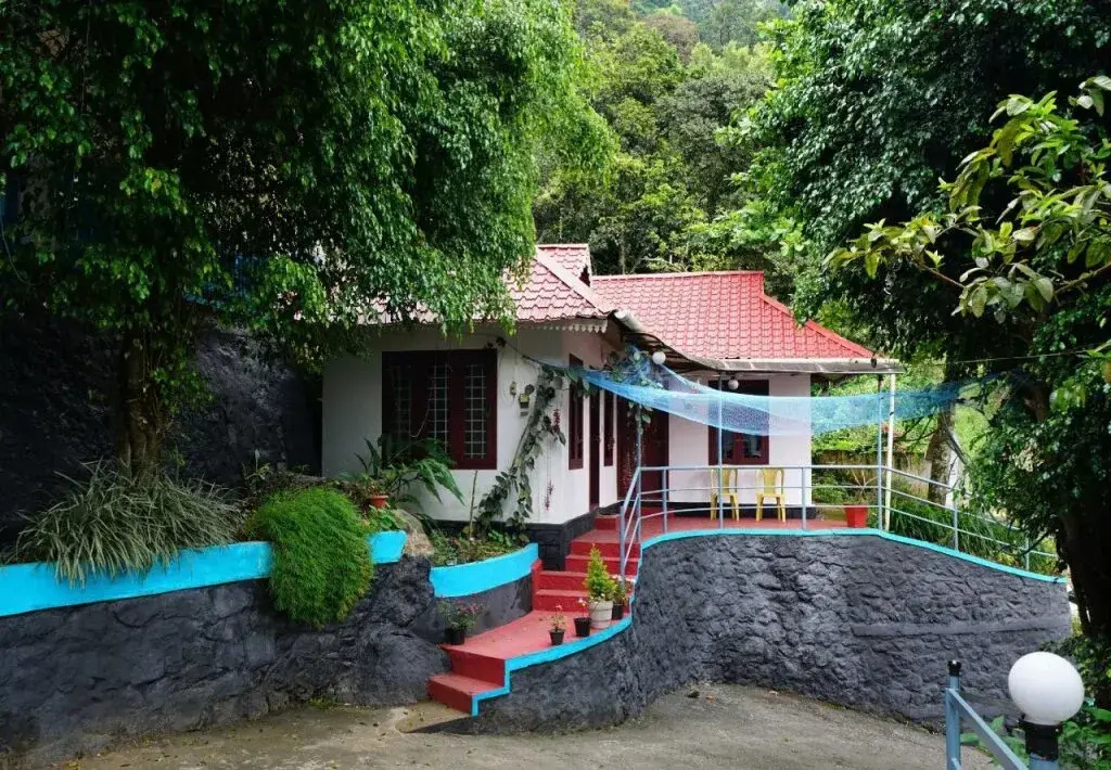 Livgrand Grand Valley Munnar